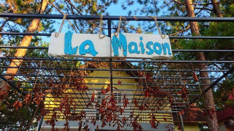 La Maison Homestay Mang Den Kon Tum Eksteriør billede